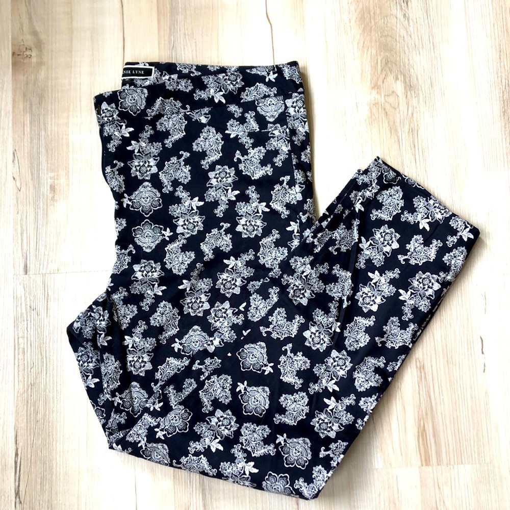 Melanie Lyne paisley floral print pants